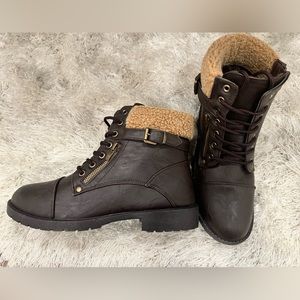 Wanted Women’s Barrie Brown Faux Leather Combat & Lace-up Boots - NIB Size 10